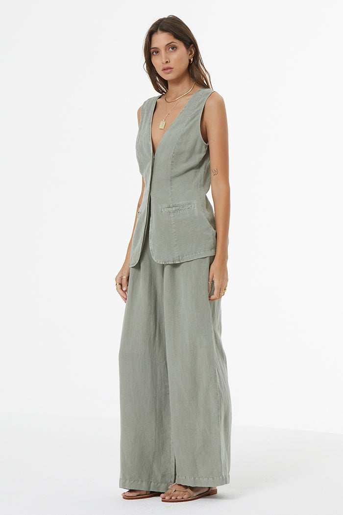 Loa Vest // Seagrass Pigment