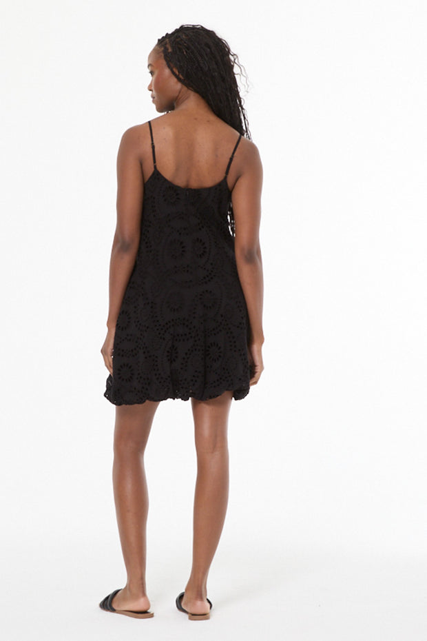 Bulle Eyelet Dress // Black