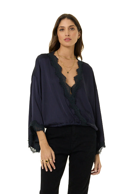Tia Lace Top // Midnight
