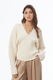 Stephen V-Neck Sweater // Vanilla