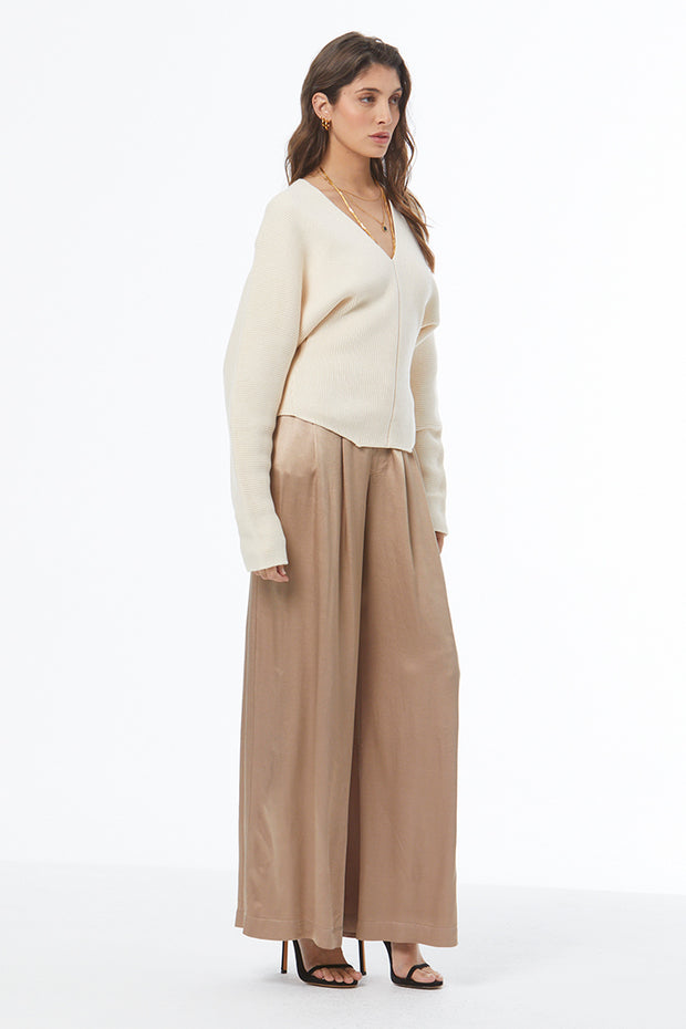 Stephen V-Neck Sweater // Vanilla