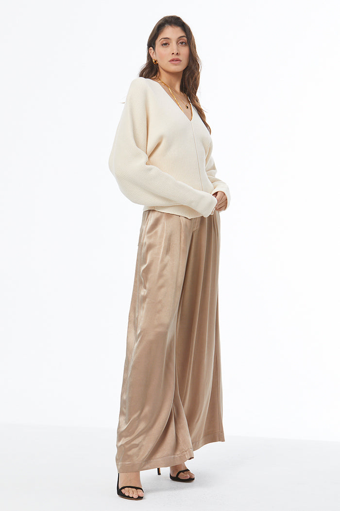 Stephen V-Neck Sweater // Vanilla