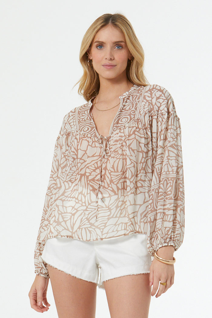 Abby Top // Dune Shell Print