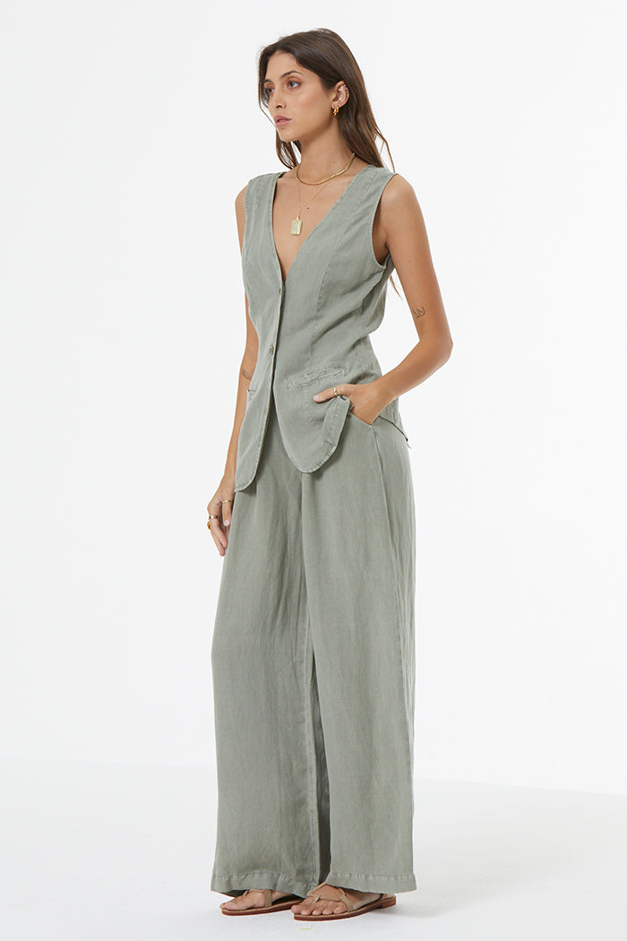 Loa Vest // Seagrass Pigment