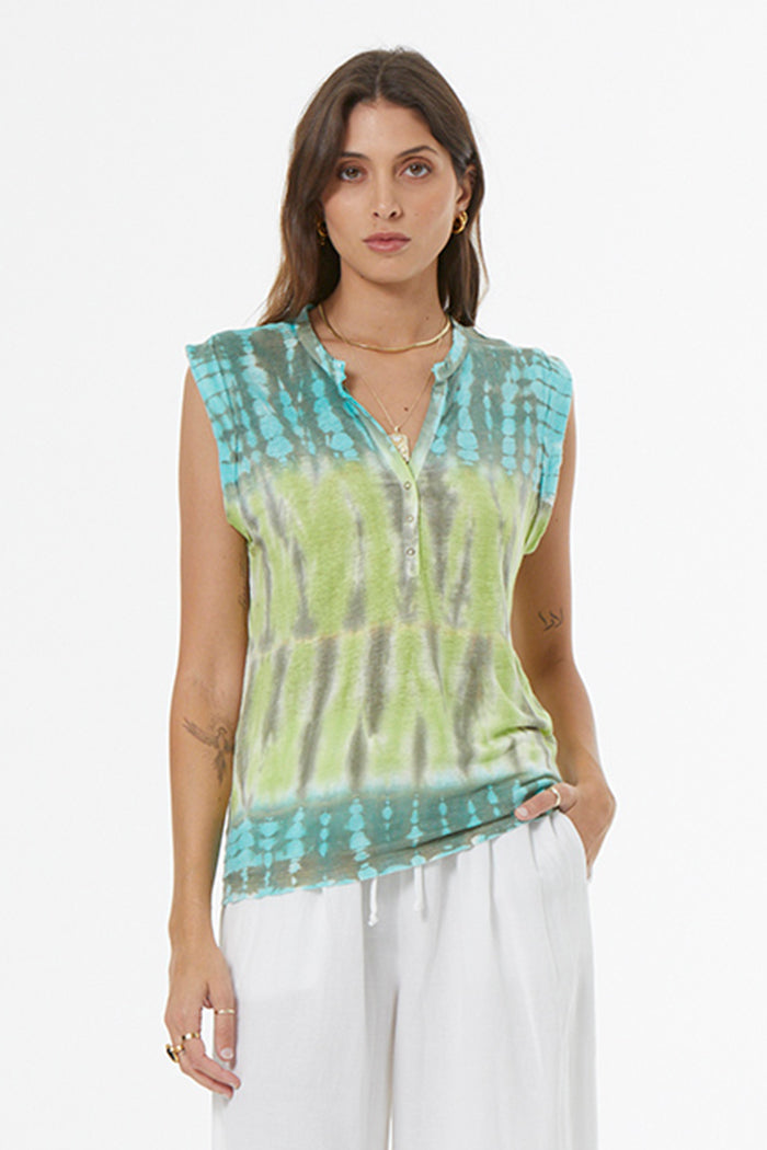 Loni Tee // Aquatica Gai Wash