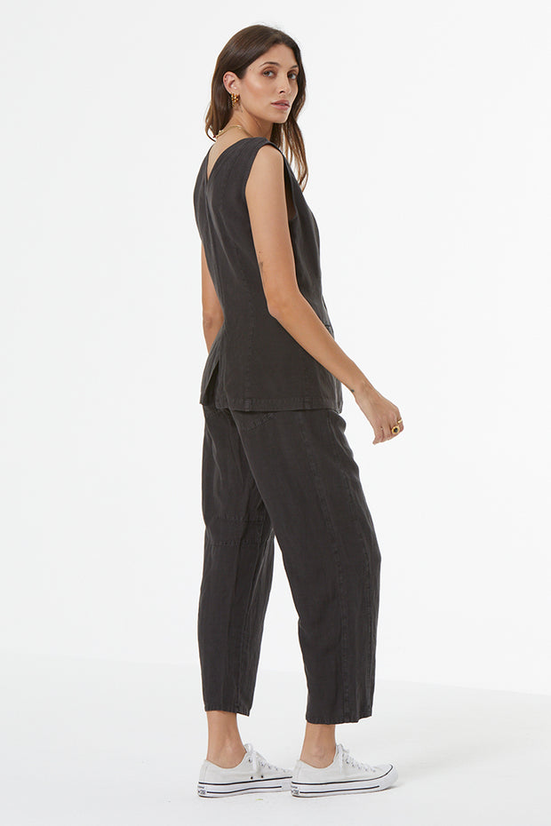 Barret Linen Barrel Pant // Black Olive Pigment