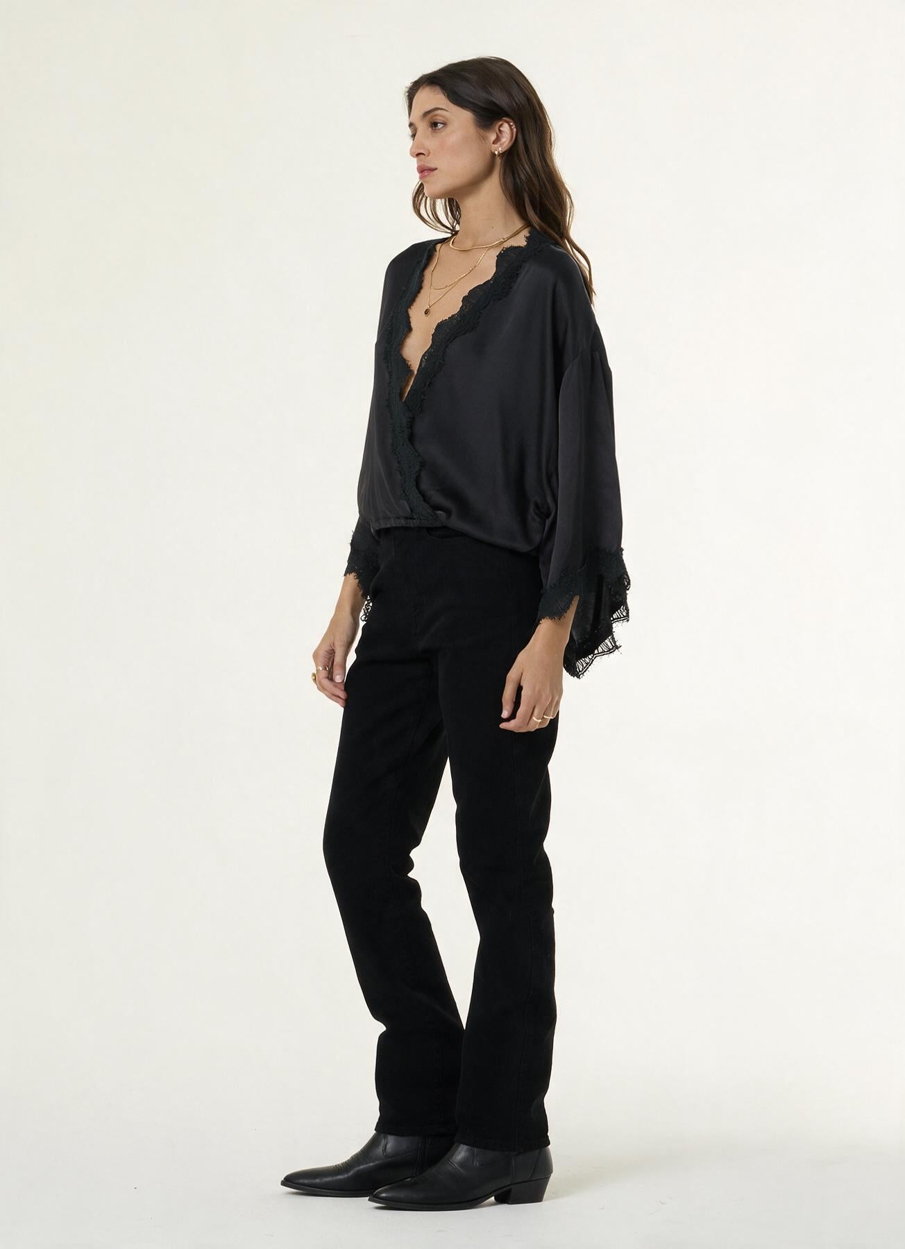 Tia Lace Top // Black