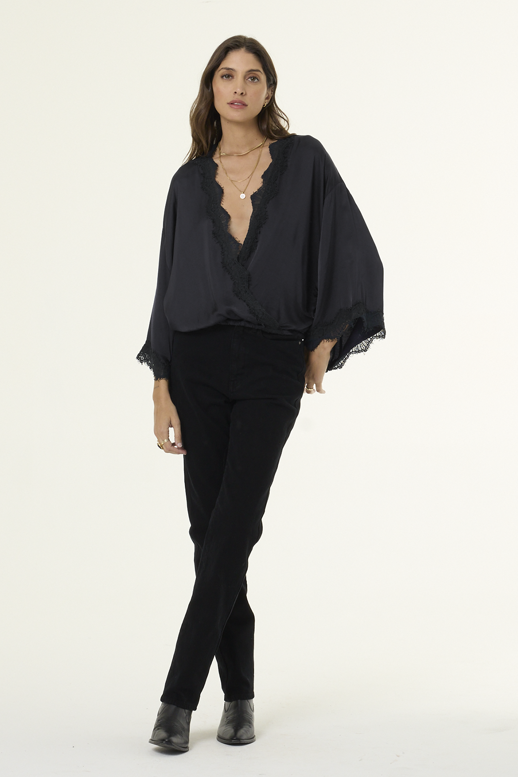 Tia Lace Top // Black